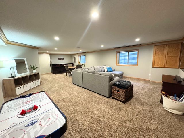 143 Frontier Court, Sauk Rapids, MN 56379