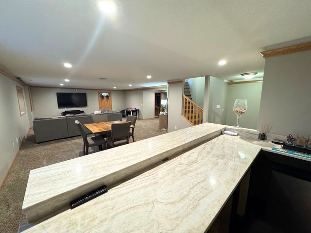 143 Frontier Court, Sauk Rapids, MN 56379