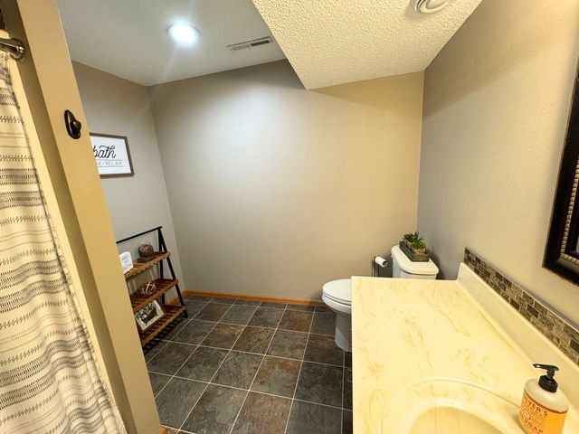 143 Frontier Court, Sauk Rapids, MN 56379