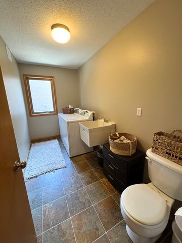 143 Frontier Court, Sauk Rapids, MN 56379
