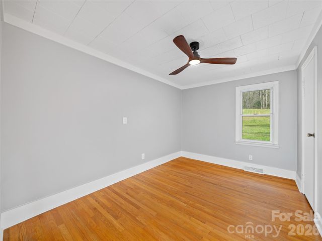 58 Possum Trot Road, Bakersville, NC 28705