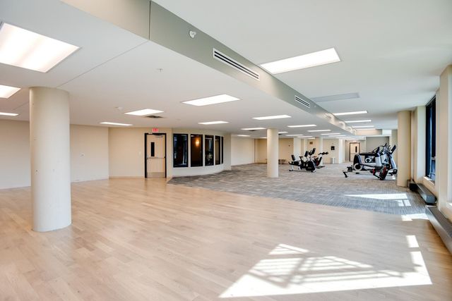 1240 S 2nd Street 110, Minneapolis, MN 55415