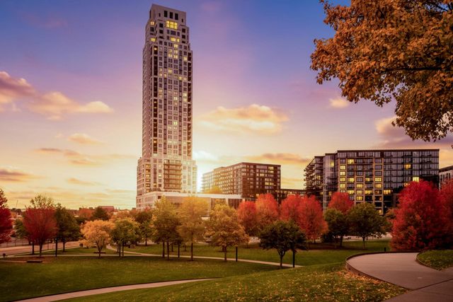 1240 S 2nd Street 110, Minneapolis, MN 55415