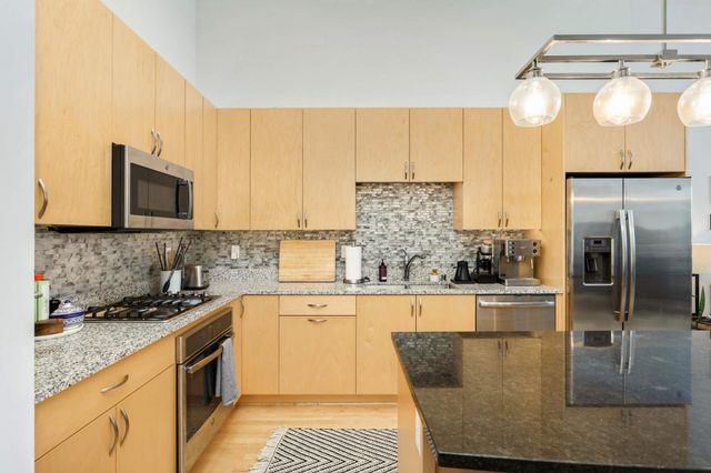 1240 S 2nd Street 110, Minneapolis, MN 55415