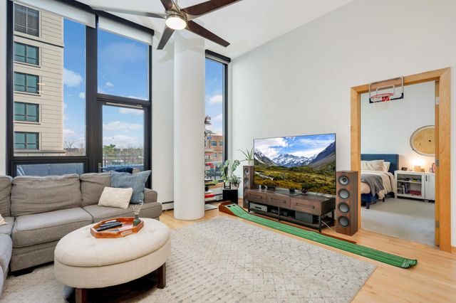 1240 S 2nd Street 110, Minneapolis, MN 55415