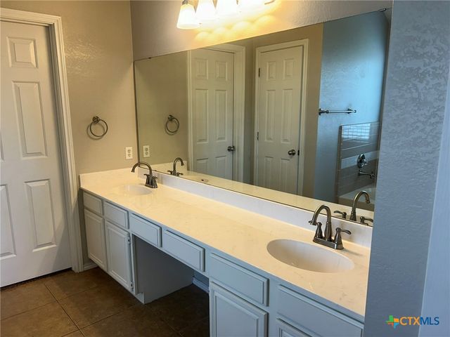 2108 Grizzly Trail, Harker Heights, TX 76548