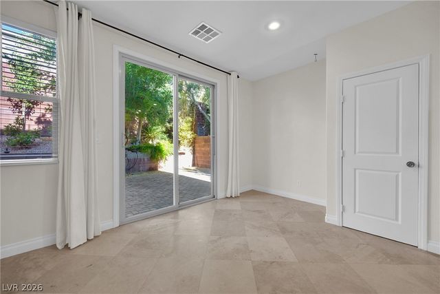 5471 Indian Cedar Drive, Las Vegas, NV 89135