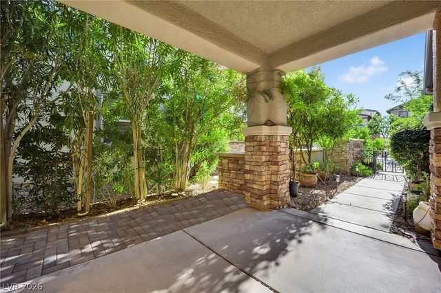 5471 Indian Cedar Drive, Las Vegas, NV 89135