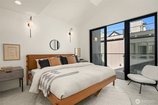 411 99th Avenue NE, Bellevue, WA 98004