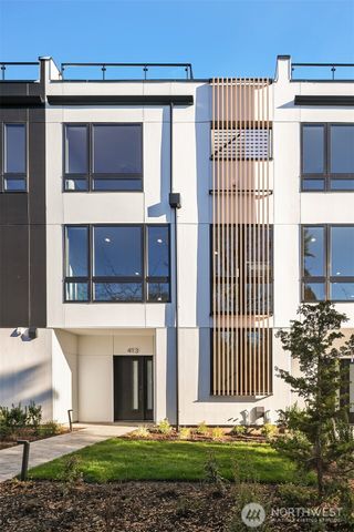 411 99th Avenue NE, Bellevue, WA 98004