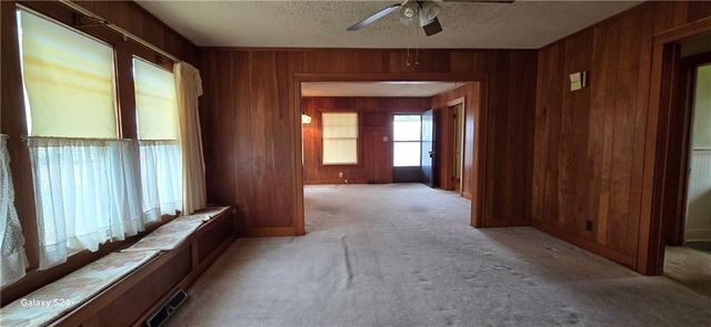 302 12th Street, Osawatomie, KS 66064