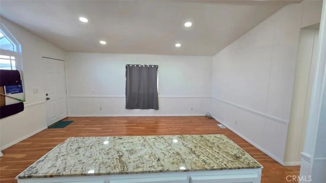 16949 S Western Spc 22A, Gardena, CA 90247