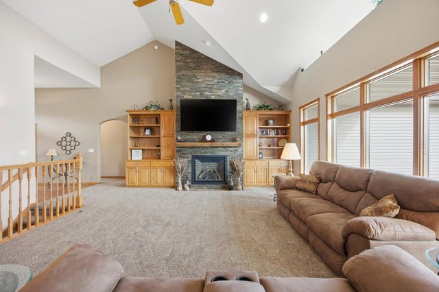 1929 Pentland Street, West Fargo, ND 58078