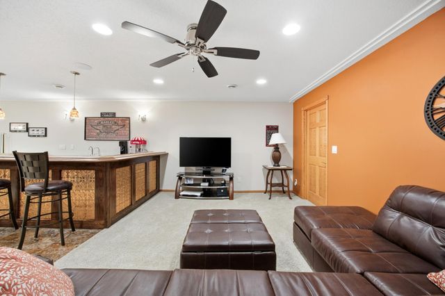 1929 Pentland Street, West Fargo, ND 58078