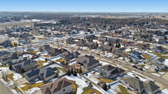 1929 Pentland Street, West Fargo, ND 58078