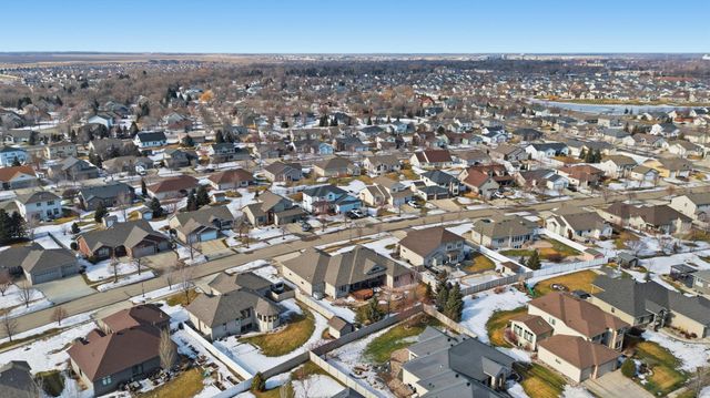 1929 Pentland Street, West Fargo, ND 58078