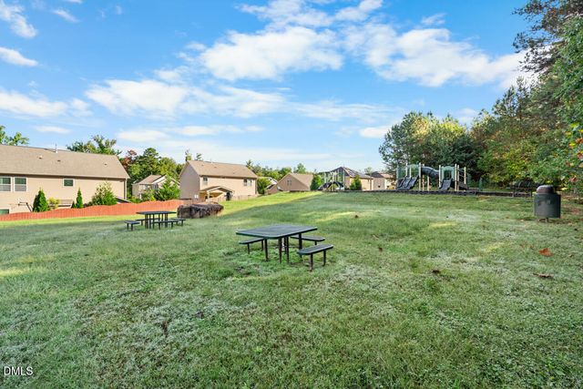 902 Sweet Gum Way, Mebane, NC 27302