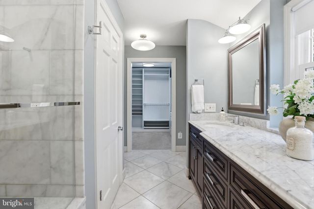 3022 FOX DEN LN, Oakton, VA 22124