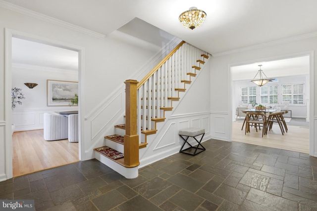 3022 FOX DEN LN, Oakton, VA 22124