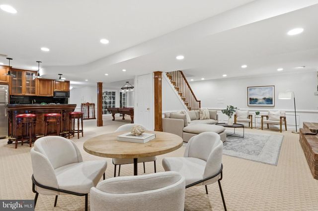 3022 FOX DEN LN, Oakton, VA 22124