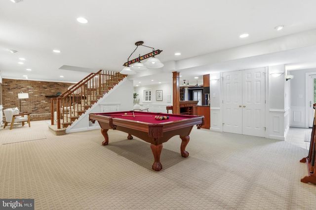 3022 FOX DEN LN, Oakton, VA 22124