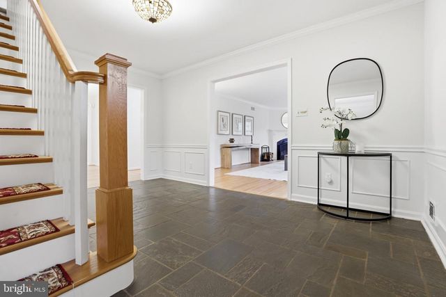 3022 FOX DEN LN, Oakton, VA 22124