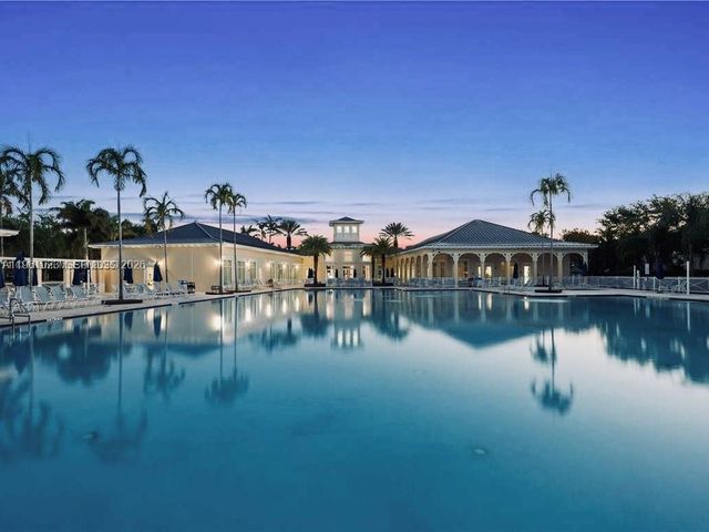 112 SE 28th Ter 26, Homestead, FL 33033