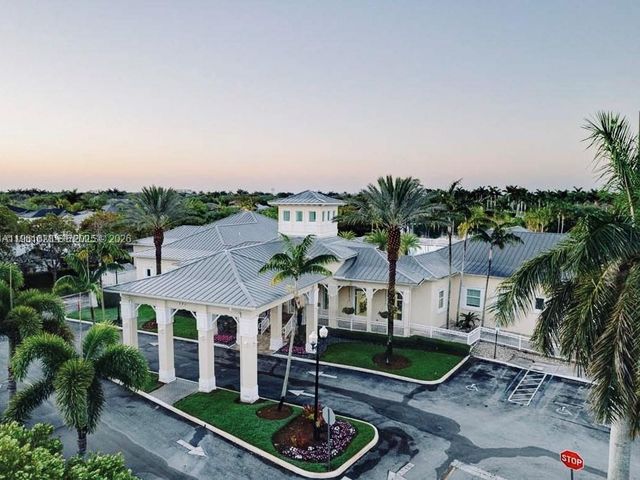 112 SE 28th Ter 26, Homestead, FL 33033