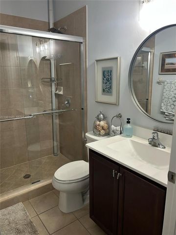 112 SE 28th Ter 26, Homestead, FL 33033