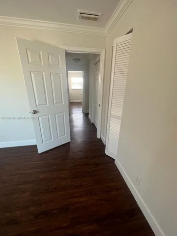 606 SW 80th Ter 1, North Lauderdale, FL 33068