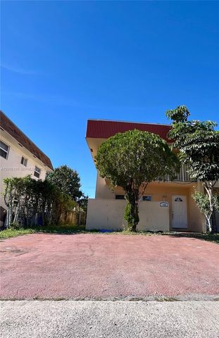 606 SW 80th Ter 1, North Lauderdale, FL 33068