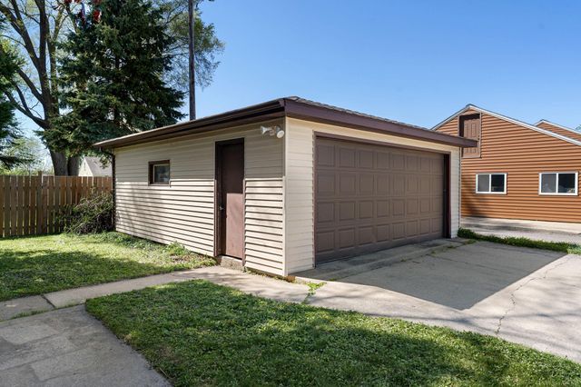 1100 2nd Avenue SW, Austin, MN 55912