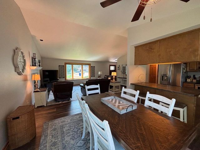 1 ROCKY COURT, Appleton, WI 54915