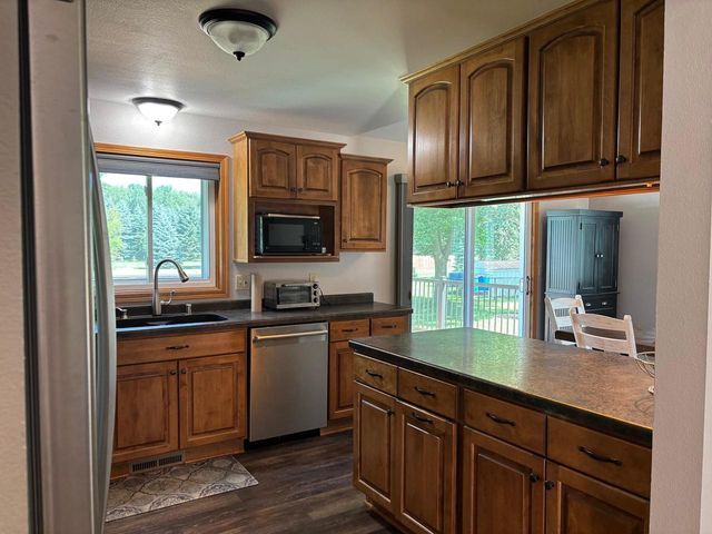 1 ROCKY COURT, Appleton, WI 54915