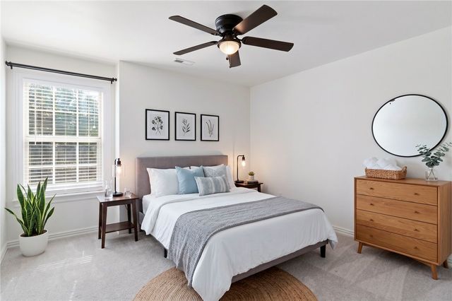 3289 Southridge Drive, Fayetteville, AR 72703
