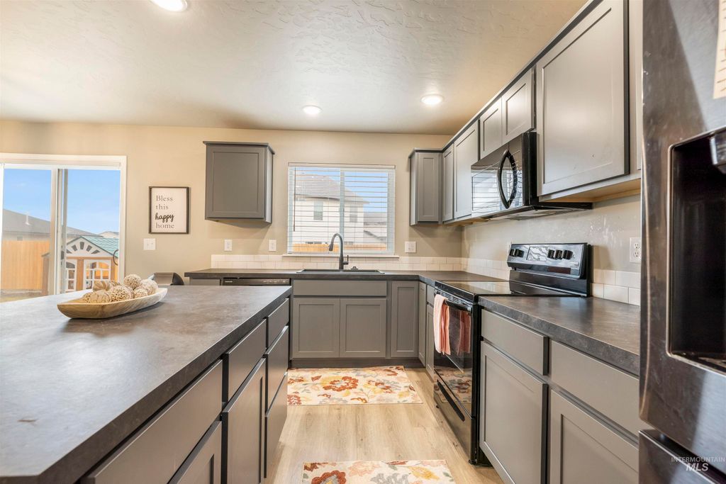 13570 Nisene Dr, Caldwell, ID 83607 photo 6