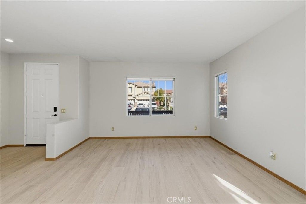 Image 15 of property listing at 13747 Robinbrook Court, Eastvale, CA 92880