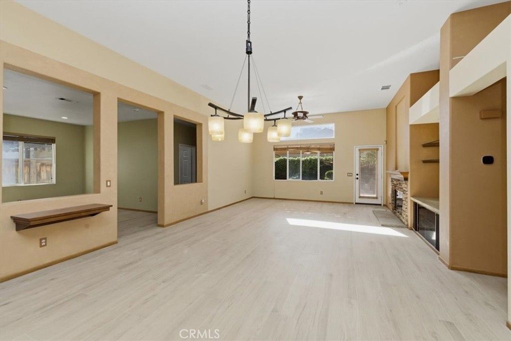 Image 25 of property listing at 13747 Robinbrook Court, Eastvale, CA 92880