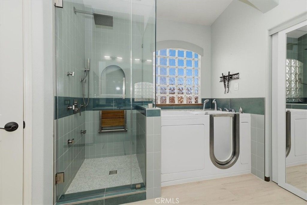 Image 40 of property listing at 13747 Robinbrook Court, Eastvale, CA 92880