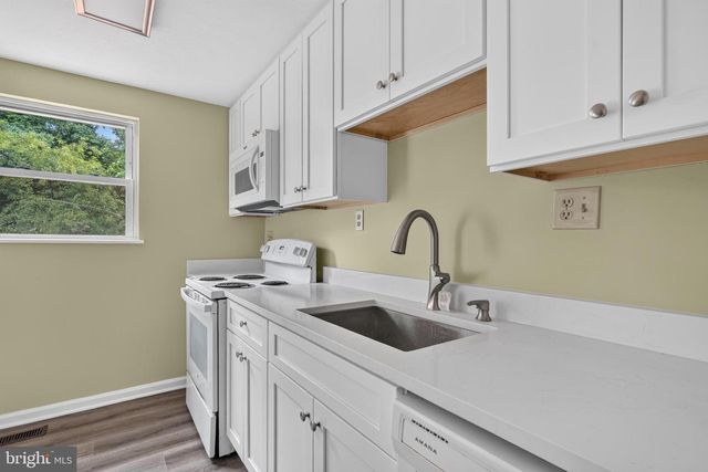 4312 ROLLING STONE WAY, Alexandria, VA 22306