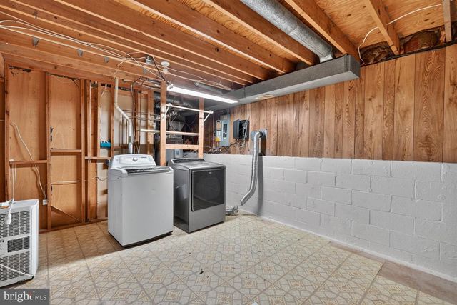 4312 ROLLING STONE WAY, Alexandria, VA 22306