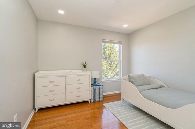 32 MOORSGATE, Hightstown, NJ 08520