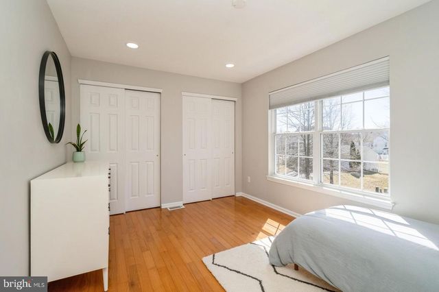 32 MOORSGATE, Hightstown, NJ 08520