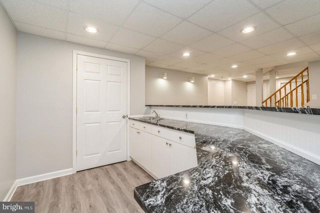 32 MOORSGATE, Hightstown, NJ 08520