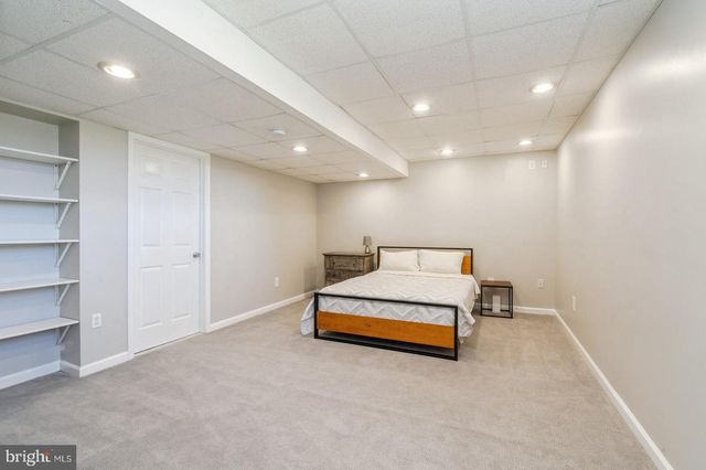 32 MOORSGATE, Hightstown, NJ 08520