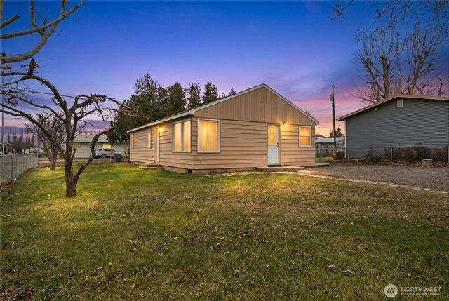 705 W 9th Street, Warden, WA 98857