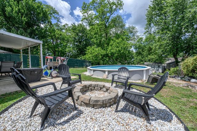 347 Woodruff Avenue, Avenel, NJ 07001