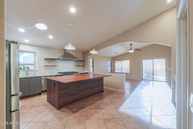 21532 N BACKUS Drive, Maricopa, AZ 85138