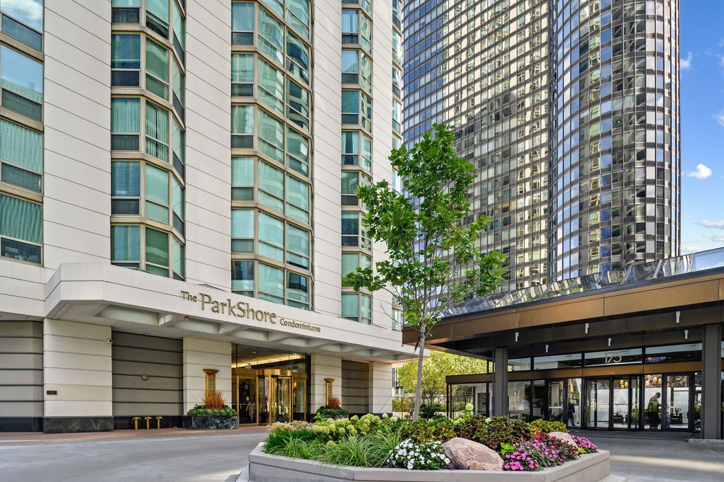 195 N HARBOR Drive 2408, Chicago, IL 60601 — exterior