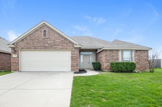 113 Currie Court, Crowley, TX 76036